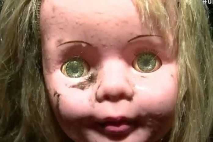 Moradores de Recife usam “boneca do mal” para assustar bandidos e “gente feia”