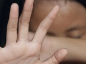 Conselho Tutelar denuncia estupro de criança de 5 anos por porteiro de escola em Maceió