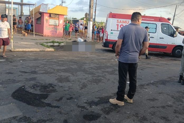 Cinco pessoas ficam feridas e três morrem após explosão e desabamento de prédio em Maceió