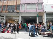 Bombeiros encerram trabalhos três dias após incêndio na região do Brás