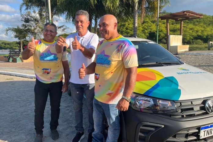 Prefeito de Branquinha reforça frota de veículos