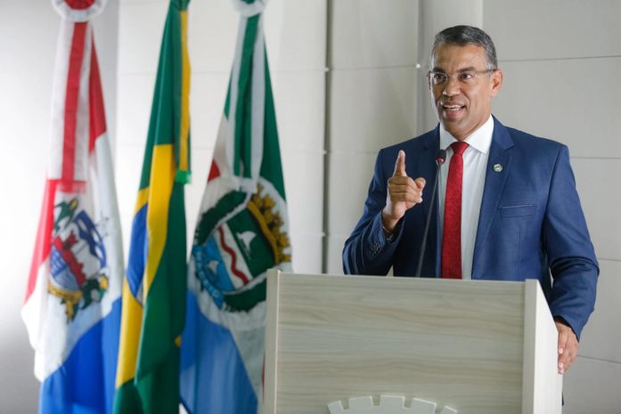 Melhorias em terminais e pontos de ônibus são reivindicadas em sessão da Câmara de Maceió