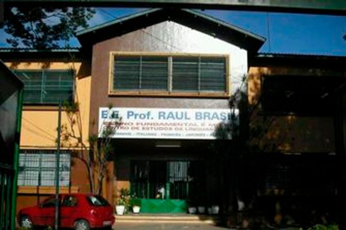 Chega a dez número de mortos em tiroteio em Suzano