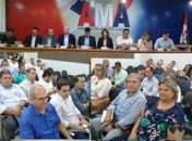 Renan Calheiros e Rodrigo Cunha não compareceram na AMA para encontro com os prefeitos