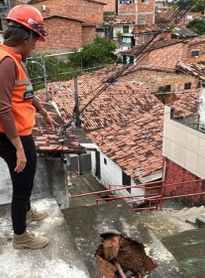Defesa Civil orienta população diante da continuidade das chuvas e reforça canais de atendimento