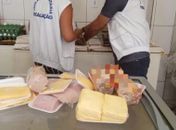 Vigilância Sanitária apreende 100 kg de alimentos estragados em supermercados da capital