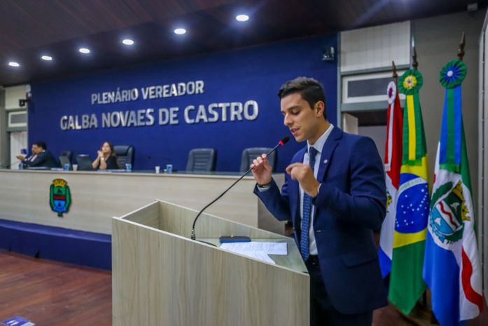 Caio Bebeto alerta sobre exploração de crianças em situação de rua e pede união de forças