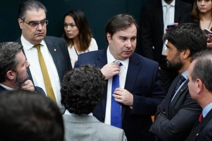 Para Rodrigo Maia, o Brasil tem uma Constituição que ainda é jovem.