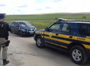 PRF recupera veículo roubado em Rio Largo