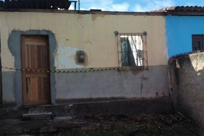 Cadeirante morre carbonizado após incêndio em residência