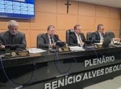 Câmara de Arapiraca vota concessão de comendas, patrimônio histórico e cobra melhorias para o município