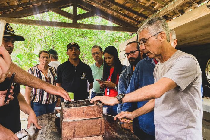 Meliponicultores da Barra de Santo Antônio recebem capacitação para impulsionar produção de mel e fortalecer economia local