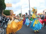 Blocos e bandas comandam sábado de carnaval na Capital dos Cânions