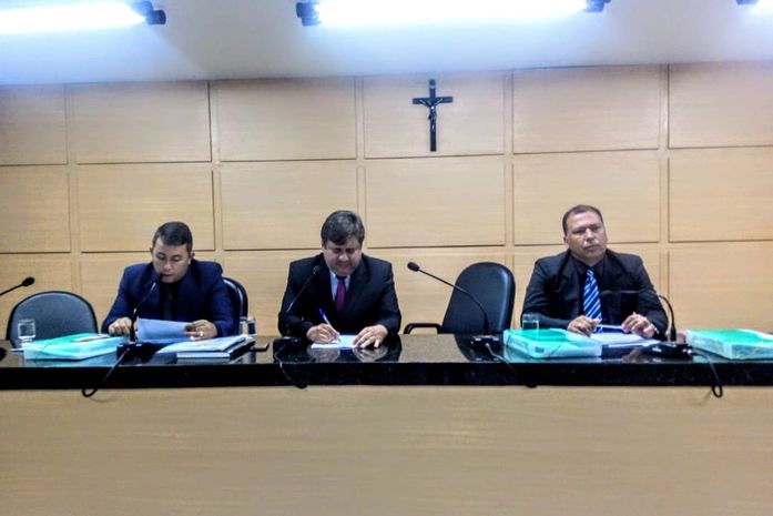 Vereadores aprovam aumento de 8% para servidores da Câmara Municipal de Arapiraca