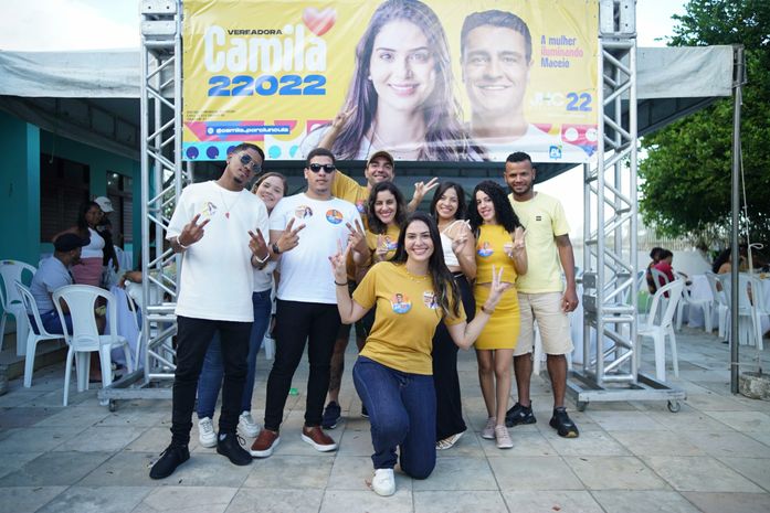 Camila lança campanha à vereadora com grande mobilização em Maceió