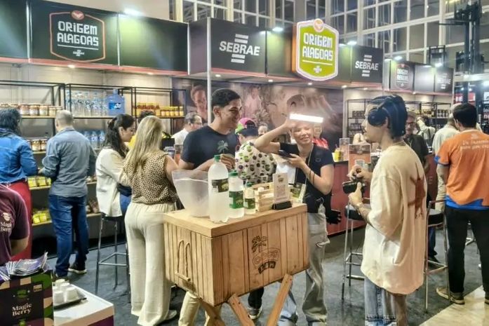 Produtores locais conquistam espaço de destaque no estande Origens Alagoas durante a Fesuper em Arapiraca
