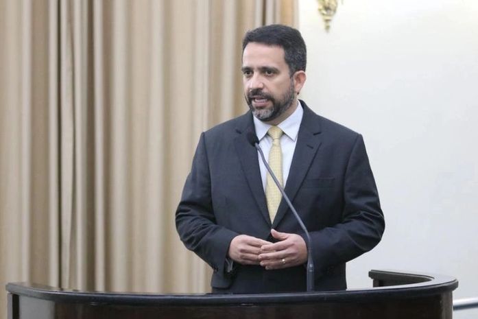 Deputado Paulo Dantas discursa na ALE