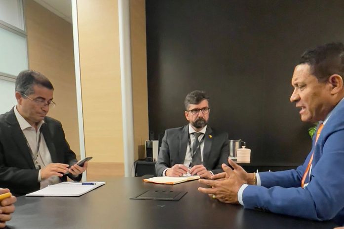 Retomada – Com apoio de Calheiros, prefeito Júlio se reúne no Ministério das Cidades para destravar obras