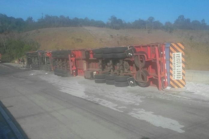 Acidente com carreta