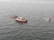 Traineira naufraga no Rio e deixa pelo menos três mortos