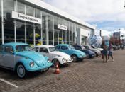 Dia do Fusca é comemorado com exposição gratuita de carros antigos, em Maceió
