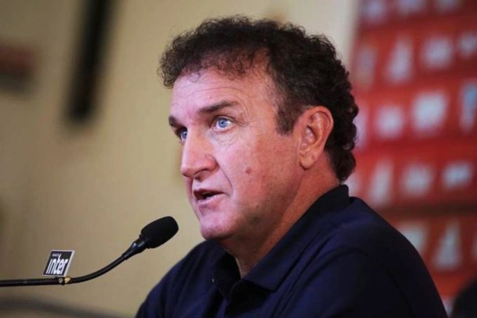 Técnico Cuca assina com o Atlético-MG por duas temporadas