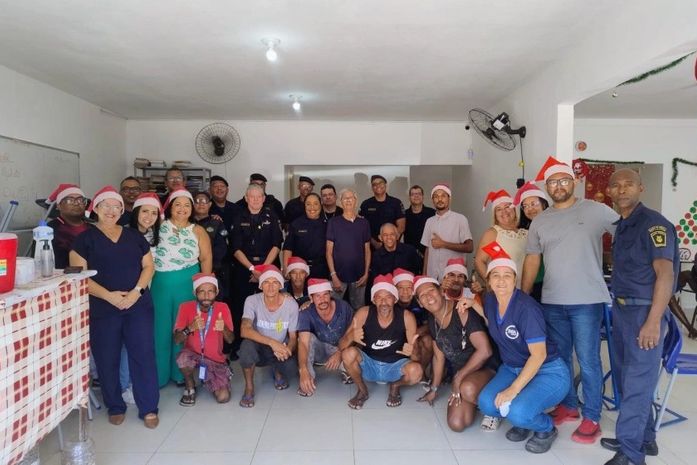 Centros Pop de Maceió comemoram Natal com pessoas em situação de rua