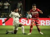 Copa do Brasil: CRB perde pênalti nos acréscimos, mas arranca empate do Santos 

