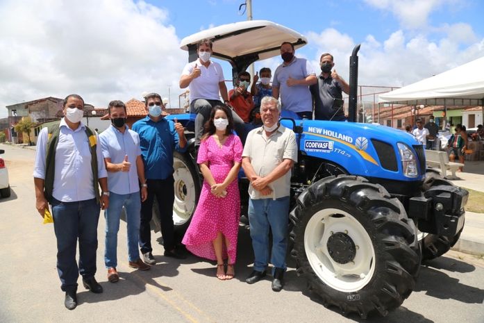 Merenda da Terra: Prefeitura fomenta agricultura deodorense e compra alimentos para merenda escolar