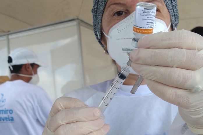 Intervalo para a dose de reforço contra a COVID-19 passa para 4 meses em Delmiro Gouveia