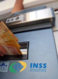 Primeira parcela do abono anual a aposentados pelo INSS será para ainda no mês de maio.