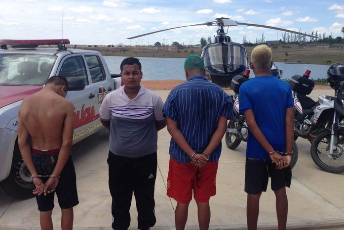 Três menores são apreendidos e homem é preso acusados de arrastão