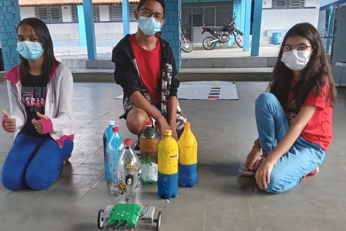 Alunos da rede municipal de ensino de Delmiro Gouveia se preparam para a I Olimpíada de Robótica