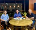 Cibele Moura e Abrahão Moura se reúnem com governador Paulo Dantas para discutir investimentos em Paripueira