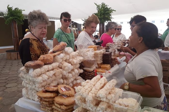 Cocadeiras deodorenses participam de recepção de turista na temporada de Cruzeiros em Maceió