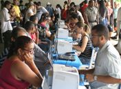 Pessoas foram atendidas durante Fórum Regional da Unit