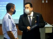 Prefeito de Rio Largo recebe medalha em reconhecimento ao apoio à Força Aérea Brasileira