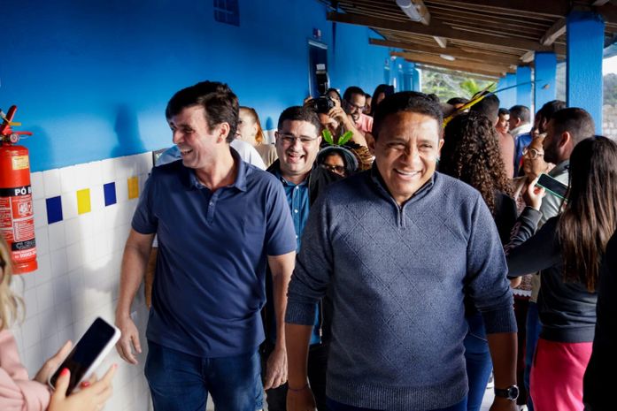 Prefeito Júlio Cezar recebe representantes do Governo de Alagoas para agenda conjunta de trabalho