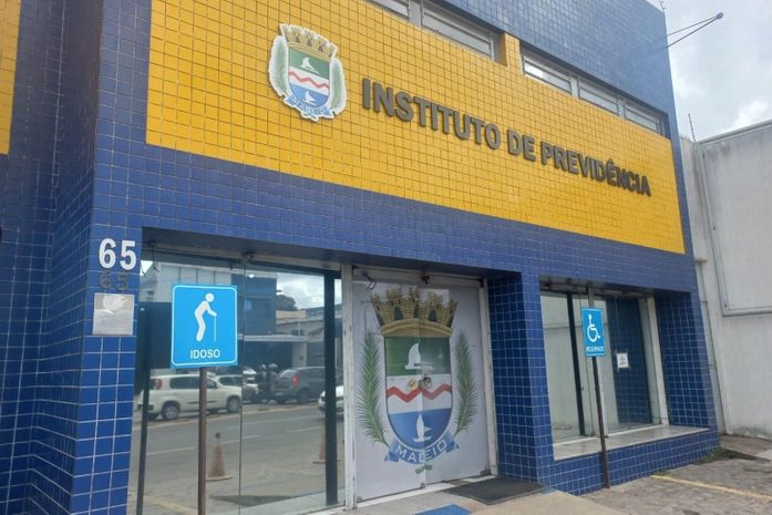 É falso que Iprev envia mensagens com autorização de benefícios