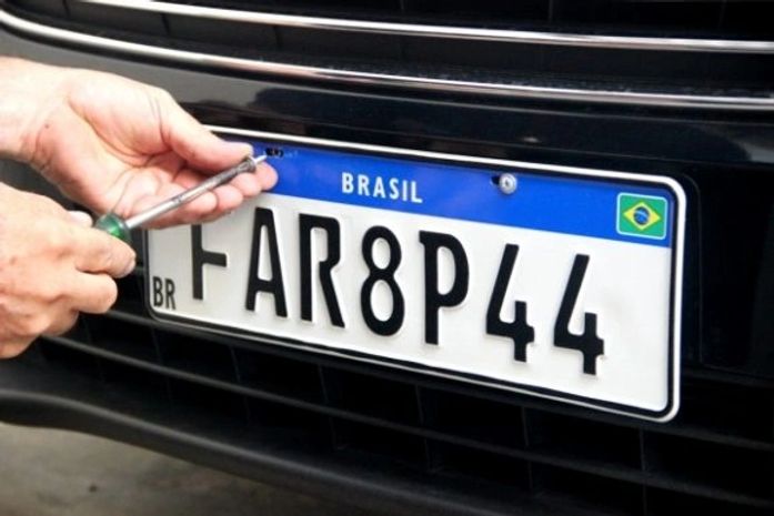 Alagoas registra redução em casos de clonagem de veículos após mudanças no emplacamento