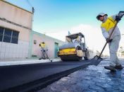 Prefeitura de Arapiraca inicia pavimentação asfáltica no bairro Brasília 