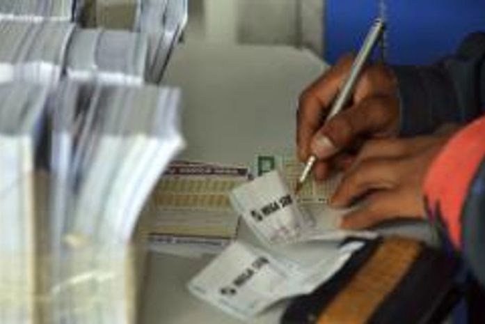 Começam apostas para Mega da Virada; prêmio pode chegar a R$ 200 milhões