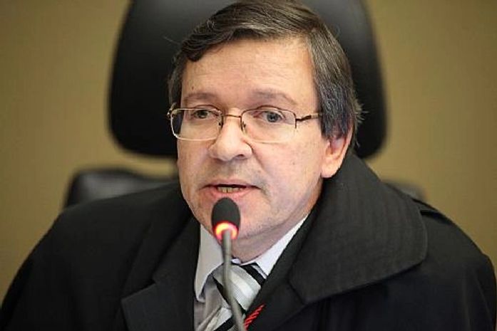 Desembargador João Luiz Azevedo Lessa deve assumir presidência do TJA