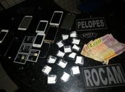 Após denúncia, policiais apreendem 15 aparelhos celulares e cocaína com acusado de tráfico