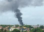 Fumaça é possível ser vista de pontos distantes