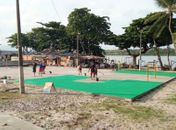 Metade da quadra foi pintada nesse domingo