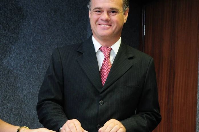 PSL de Bolsonaro pode apostar em candidatura solitária em Alagoas