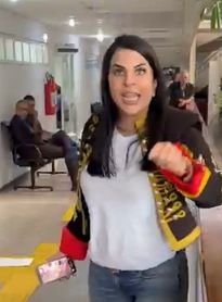 Vídeo: aos gritos, advogada chama desembargador de “canalha” e joga intimação no chão, no Fórum do Barro Duro
