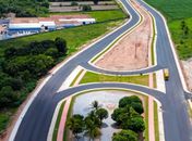 Com avanço das obras, novo binário de Arapiraca já recebe sinalização e mobiliários urbanos

