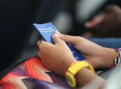 Senadores criticam aumento de R$ 22 e cobram valorização do salário mínimo

